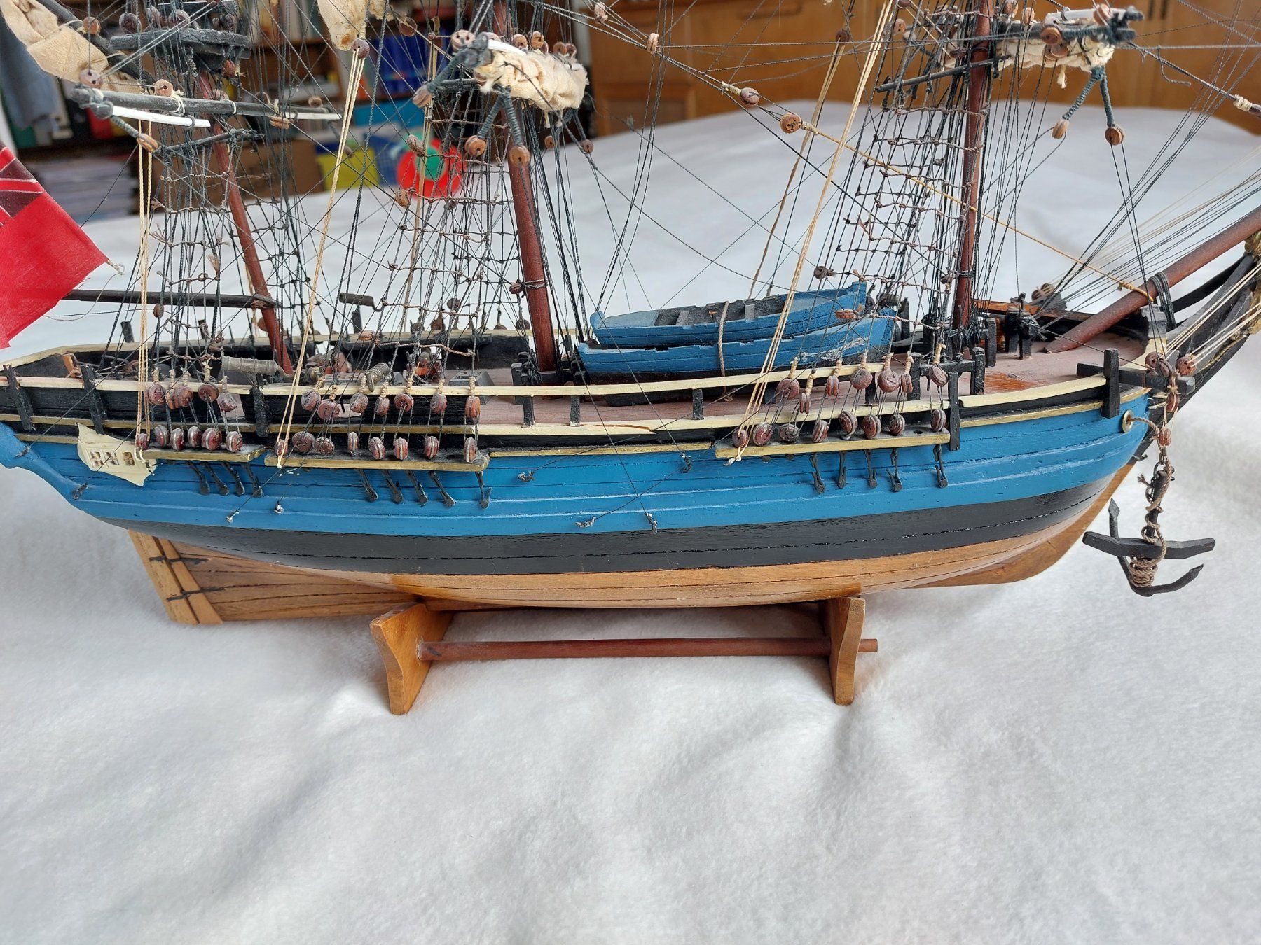 Modellbausätze & Standmodelle: Bounty Modellschiff aus Holz – Gebraucht aus Wädenswil von Eureka