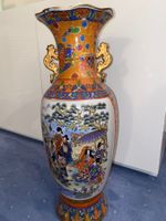 Chinesische Bodenvase 60 cm hoch