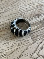Schöner Ring Stahl