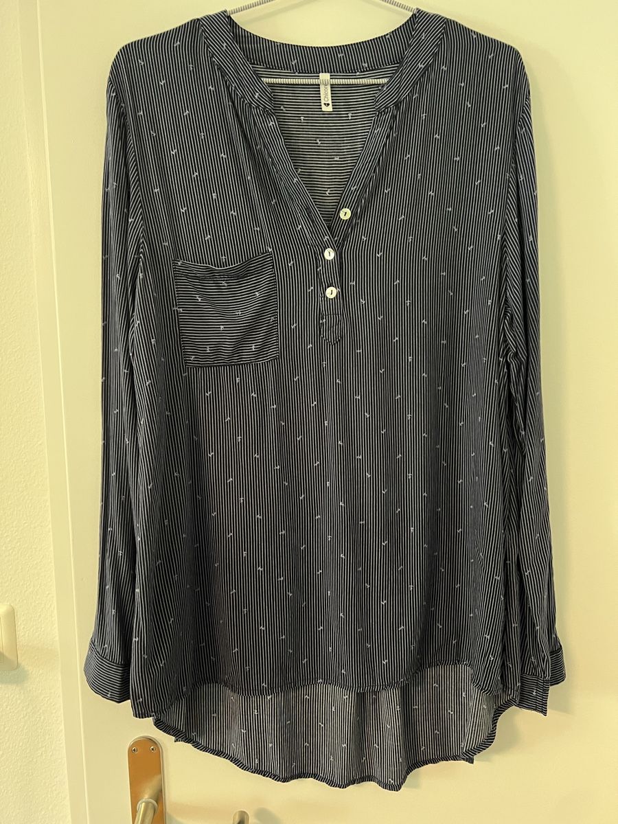 Camicette: Chic Bluse Gr. L dunkelblau mit Ankern, Sommerbluse, maritim – Usato da Winterthur venduto da mel_wy