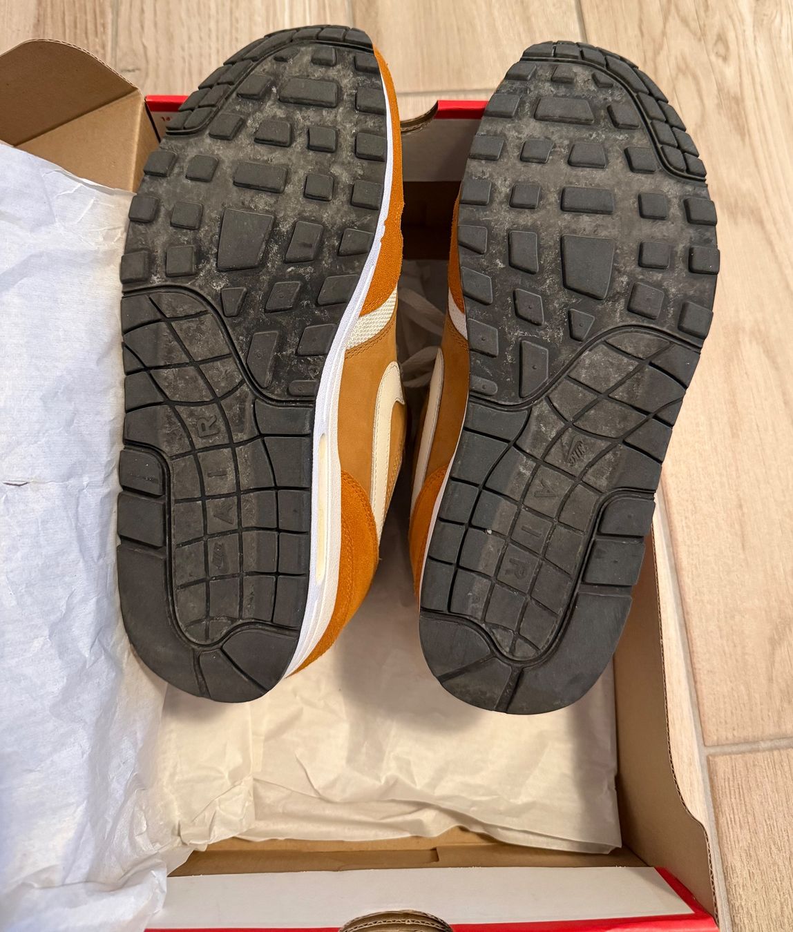 Nike Herrenschuhe: Nike air Max 1 « curry » – Gebraucht aus Sugiez von Jerem2894 2