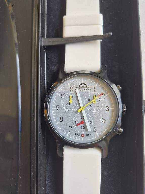 Uhren: Montre Fludo Colors by Fludo – Gebraucht aus marly von Leg_chipie21 2