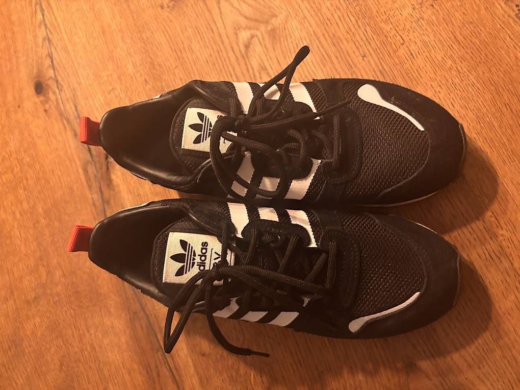 Adidas Scarpe da donna: Coole Adidas Sneaker Gr.6.5 Neu – Usato da Leuzigen venduto da Fjleu 1