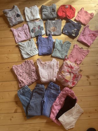 Riesiges Kleiderpaket 110/116