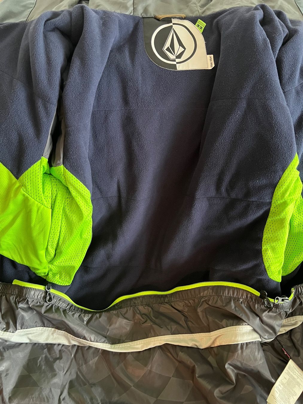 Volcom Giacche: 🏂 Snowboardjacke Volcom SLAB INSULATED JACKET – Usato da Vaduz venduto da NotNeeded 7
