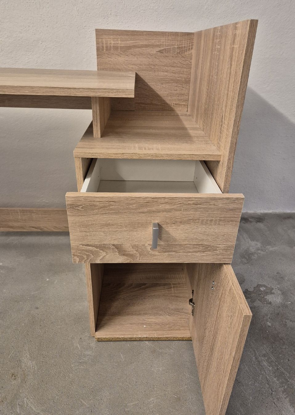 Scrivanie: Schreibtisch Holzoptik – Usato da Bern venduto da __p_v_a__ 2