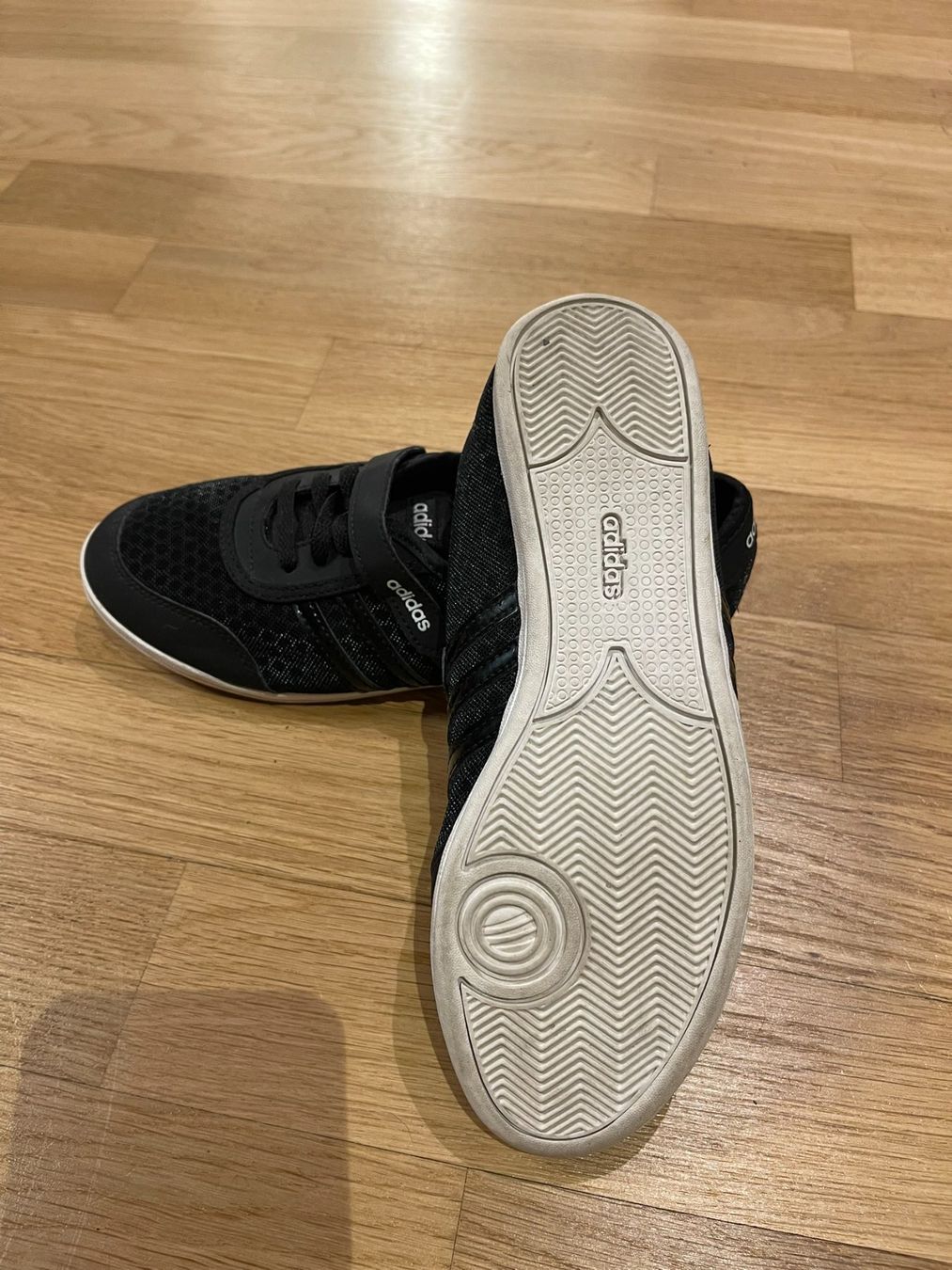 Adidas Scarpe da donna: Adidas Sneaker, Grösse 37 1/3 - Schwarz – Usato da Rheineck venduto da FGeissler 6