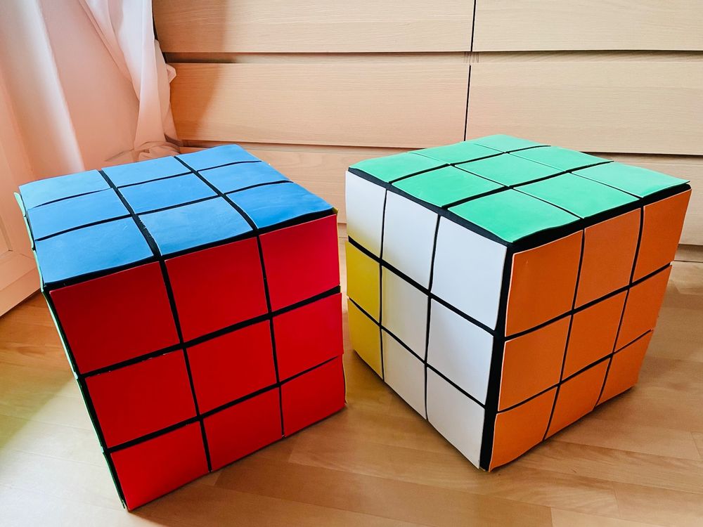 2 rubik's cube poufs / 80’s decoration (handmade) (Gebraucht) in Zürich ...