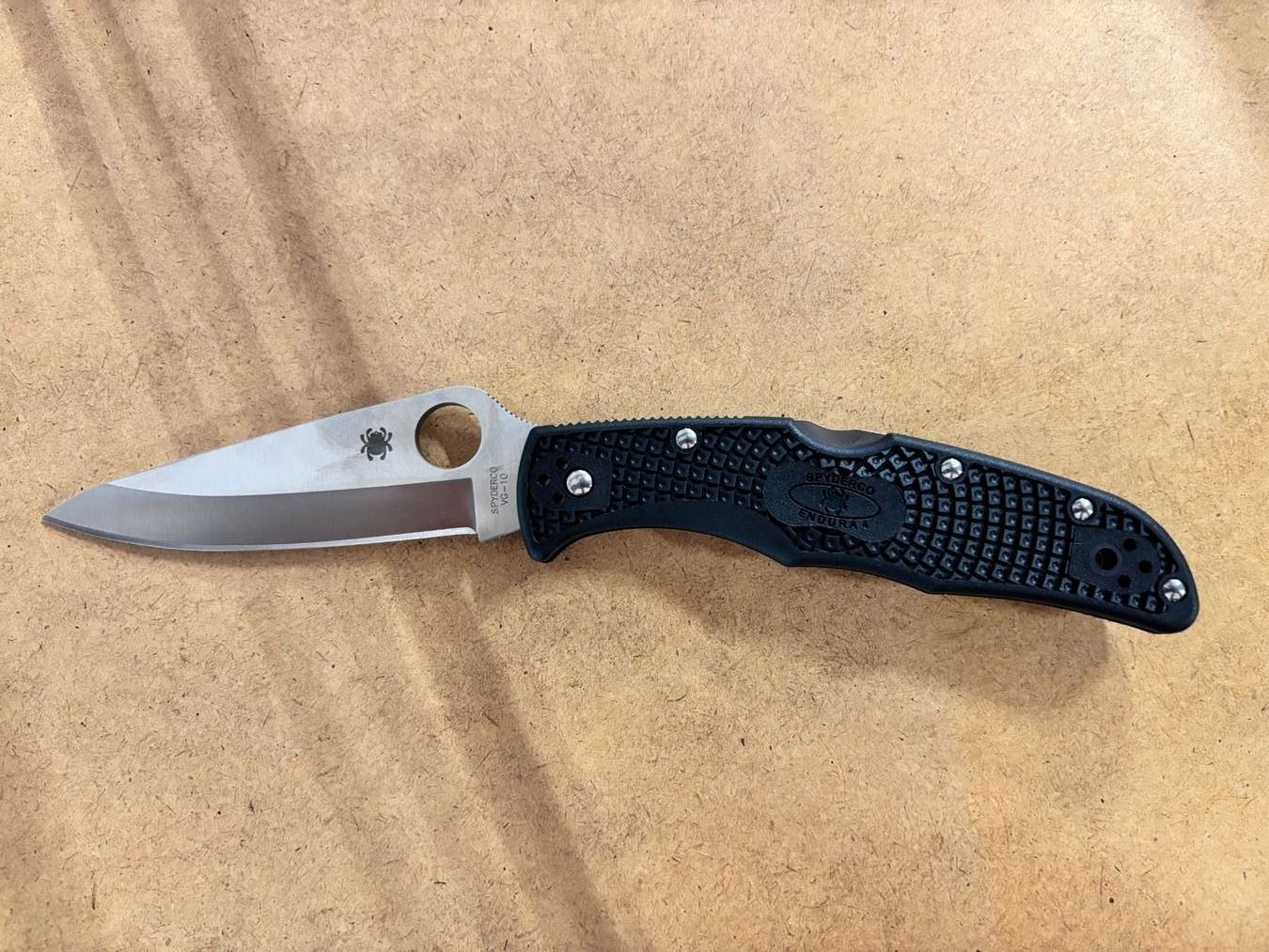 Spyderco Accessori: Spyderco Endura 4 Lightweight – Nuovo e nell'imballaggio originale da Balsthal venduto da allmedba 1