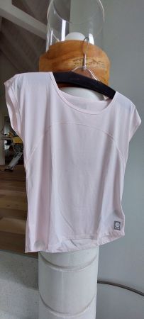 "SKINS" Sport/Freizeit-Shirt NEU