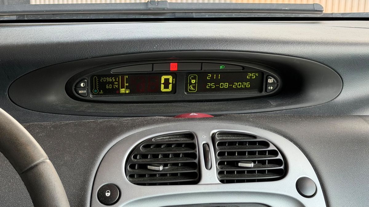 Citroën Autos: Citroen Picasso 1.6i – D'occasion à Mumpf par Matoma13 9