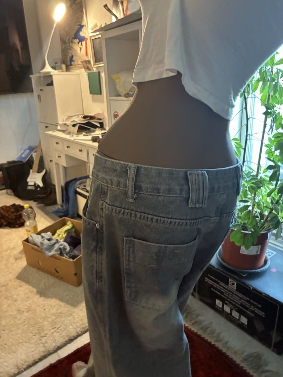 Jeans: Baggy Washed Jeans – Gebraucht aus Ueberstorf von nai_9z9s 2