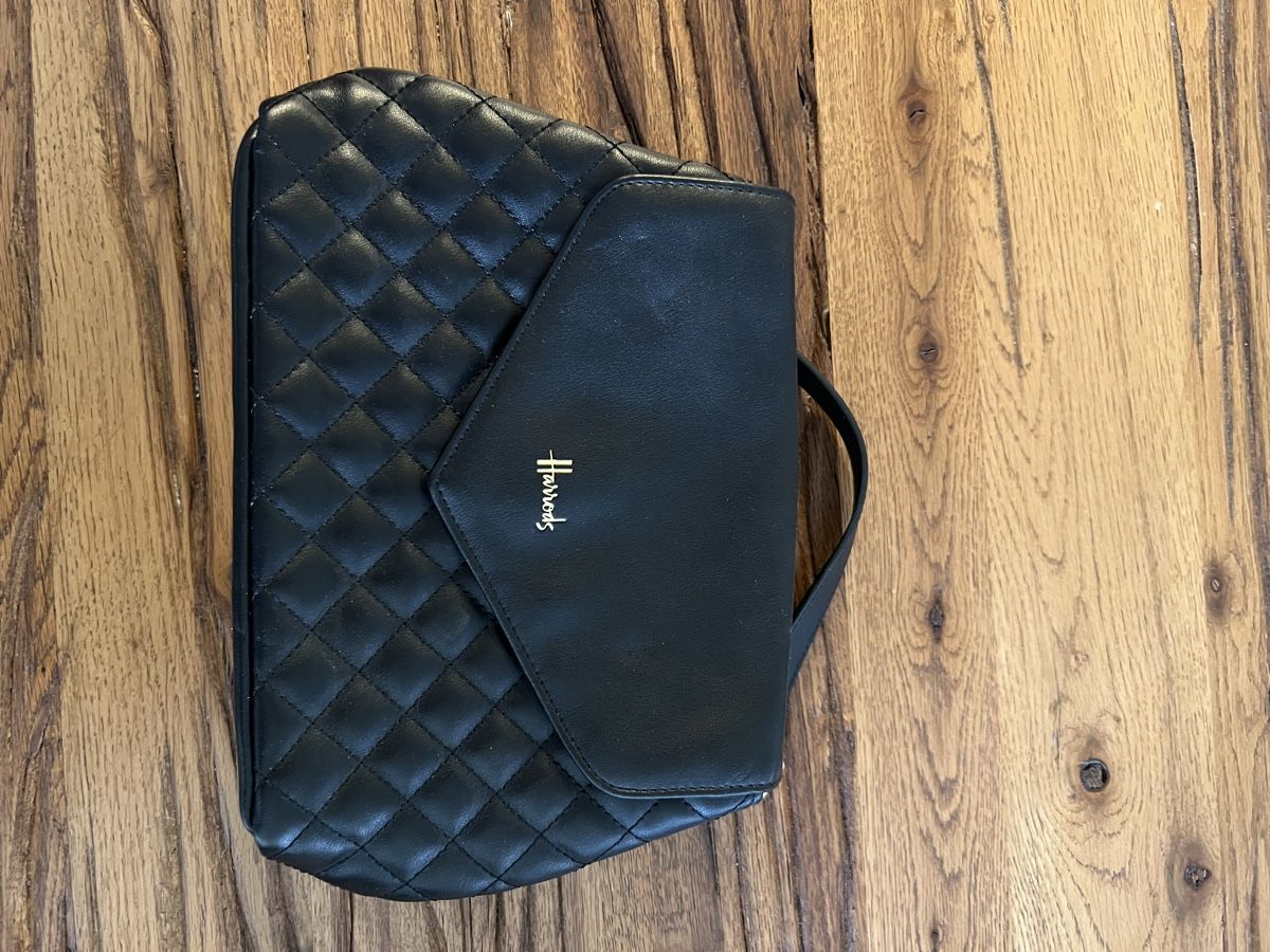 Harrods Taschen für Damen: Schwarze Handtasche Harrods – Neu (gemäss Beschreibung) aus Chur von ZATO