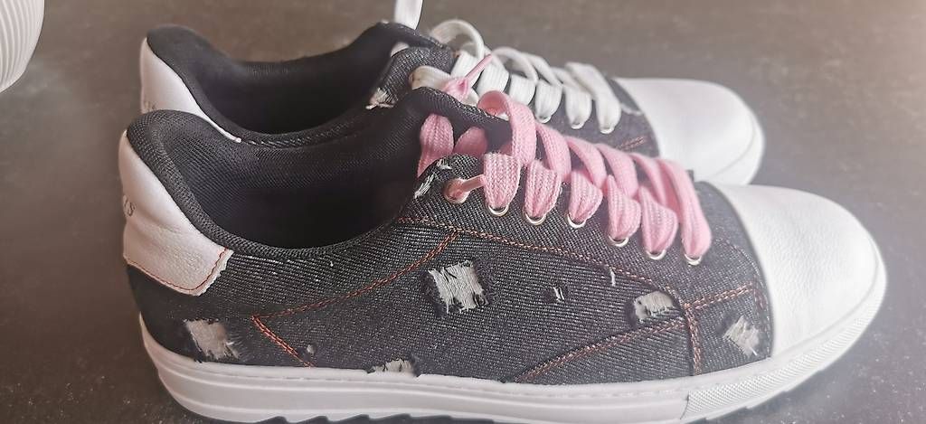 Scarpe da donna: Sneaker – Usato da Muttenz venduto da ral_yr2d 4