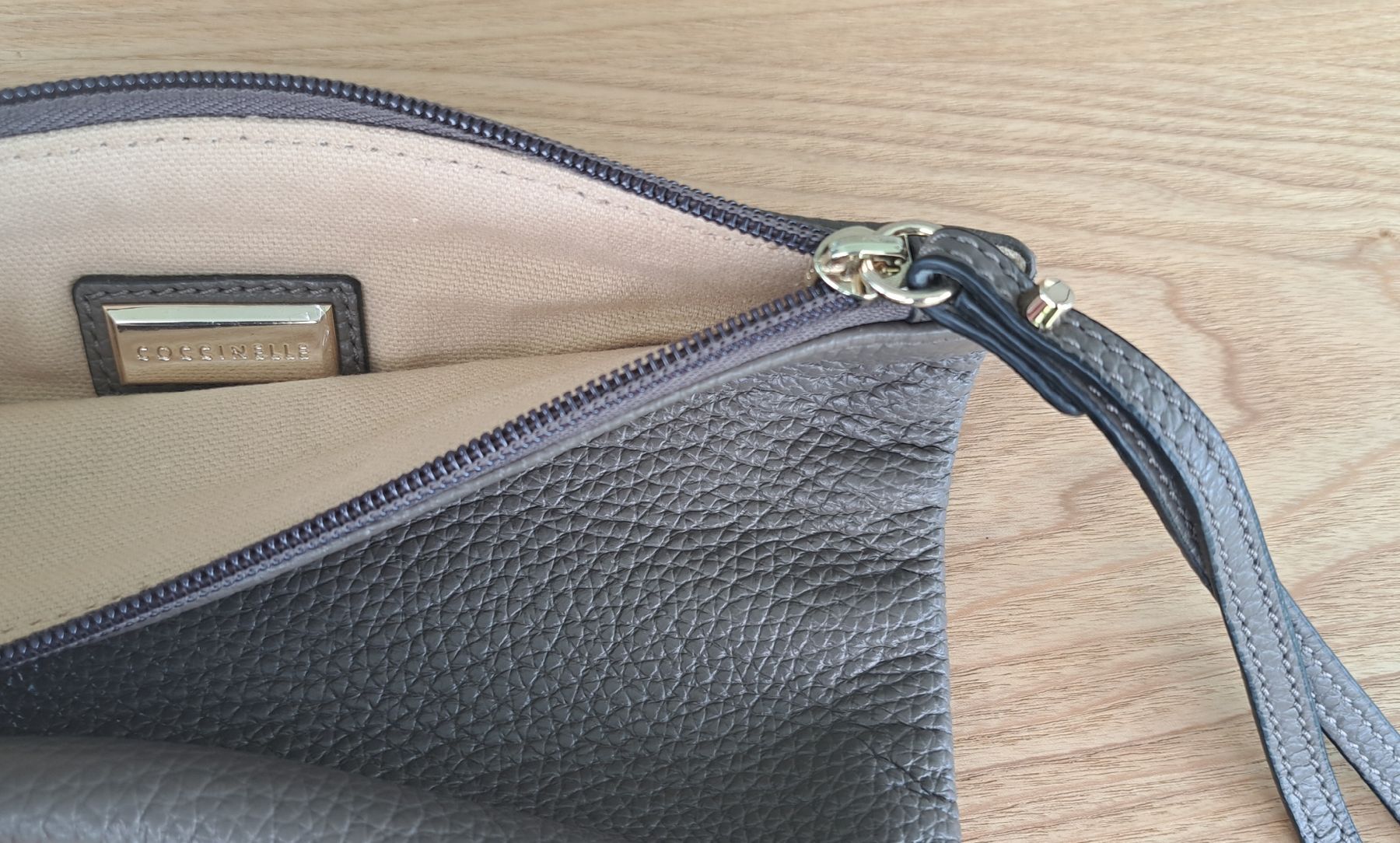 Coccinelle Borse: Coccinelle Clutch – Usato da Dietlikon venduto da H.Anne 1
