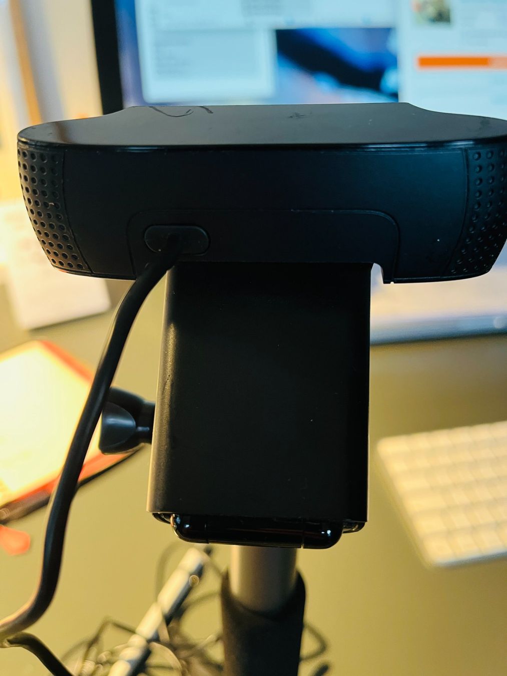 Logitech Webcam: Logitech HD 1080p Webcam – Usato da Luzern venduto da hildesandra 2