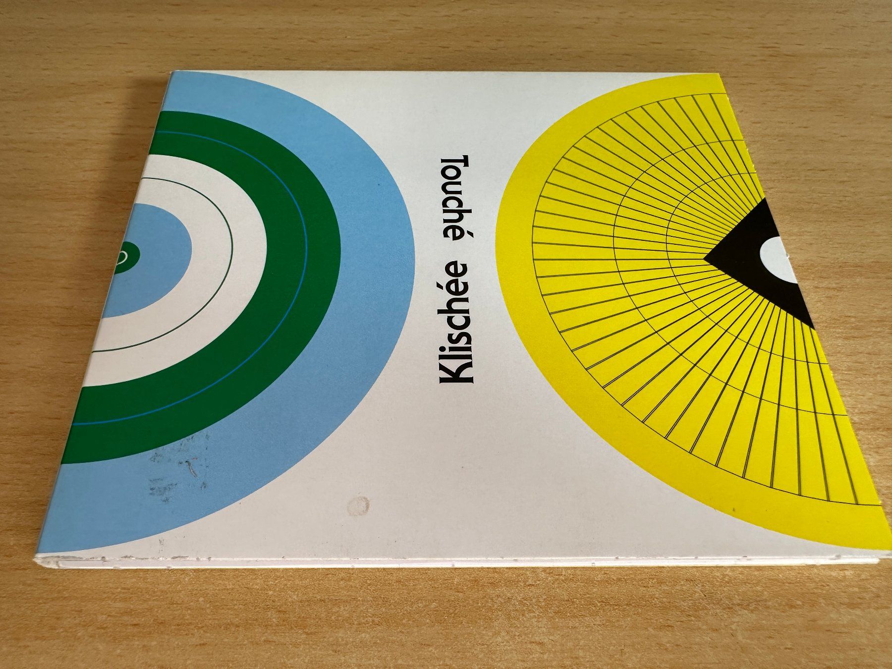 CD: Klischée – Touché – Usato da Rikon im Tösstal venduto da Alpenmutz
