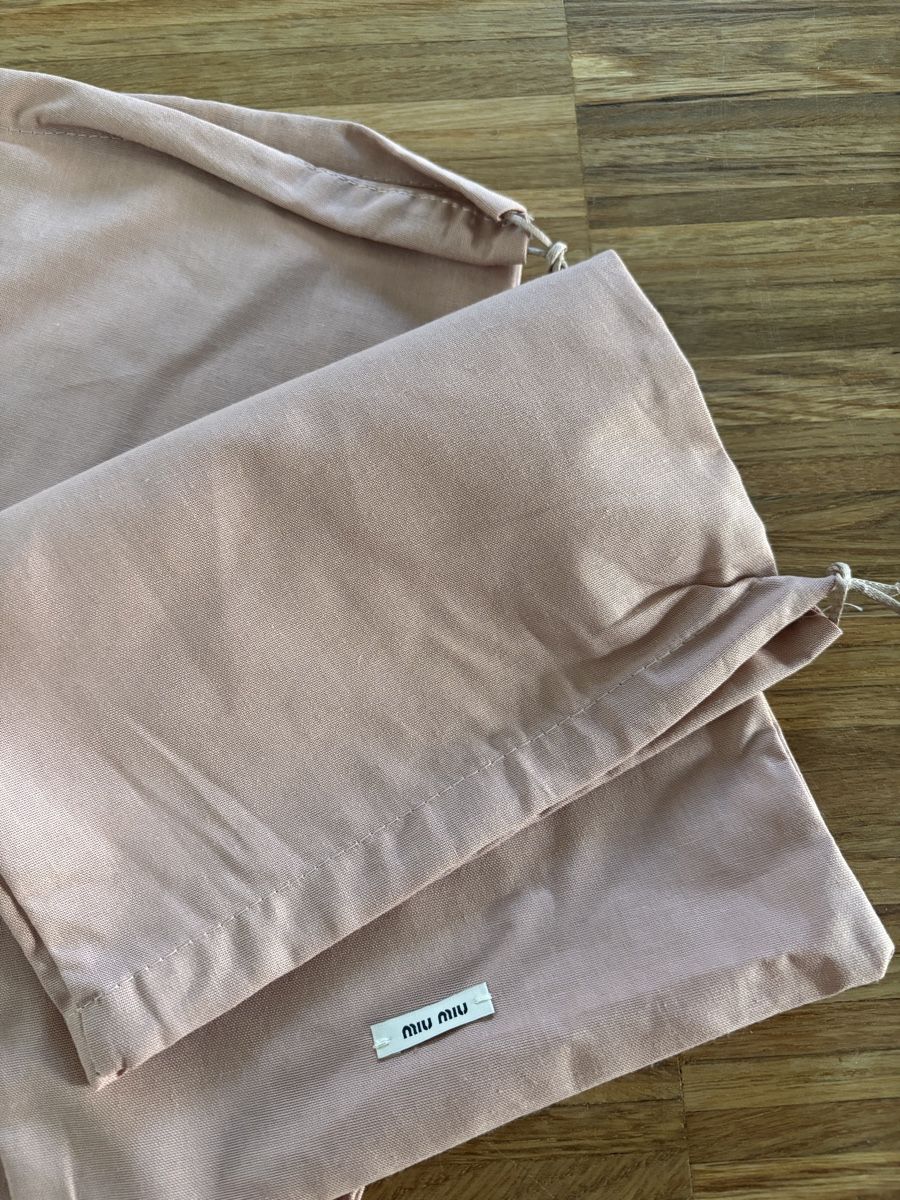 Miu Miu Borse da donna: Miu Miu Staubbeutel. Neu! – Nuovo (secondo la descrizione) da Luzern venduto da lor_x8hx 2