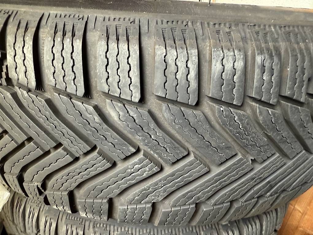 Michelin Pneumatici & Ruote complete: Roues hiver avec capteur tons – Usato da Ecublens  VD venduto da Goopecev 3