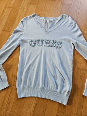 Neuwertiger GUESS Pulli Hellblau mit Logo-Aufschrift Gr. S