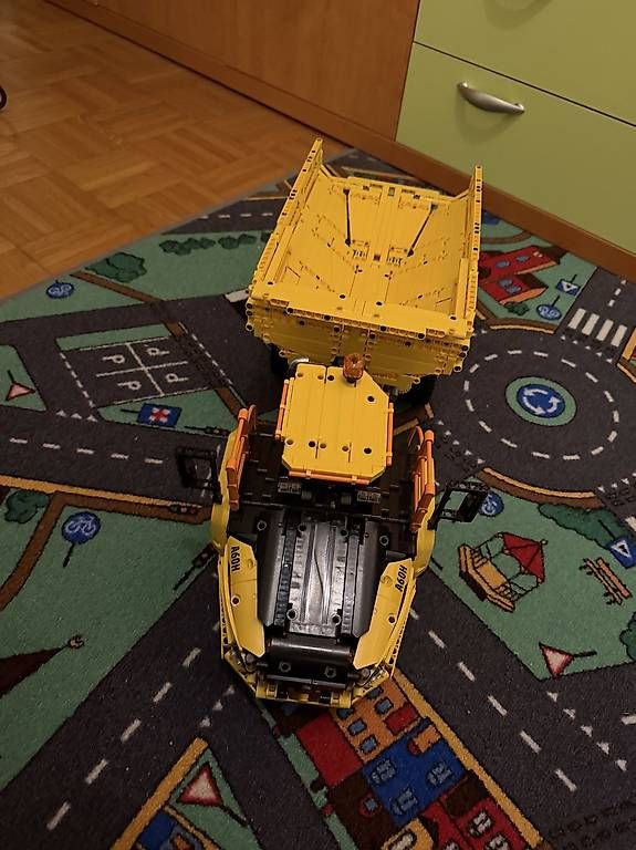 Kit di costruzioni: Lego Technik Volvo 42114 – Usato da Zürich venduto da Flipper013 1