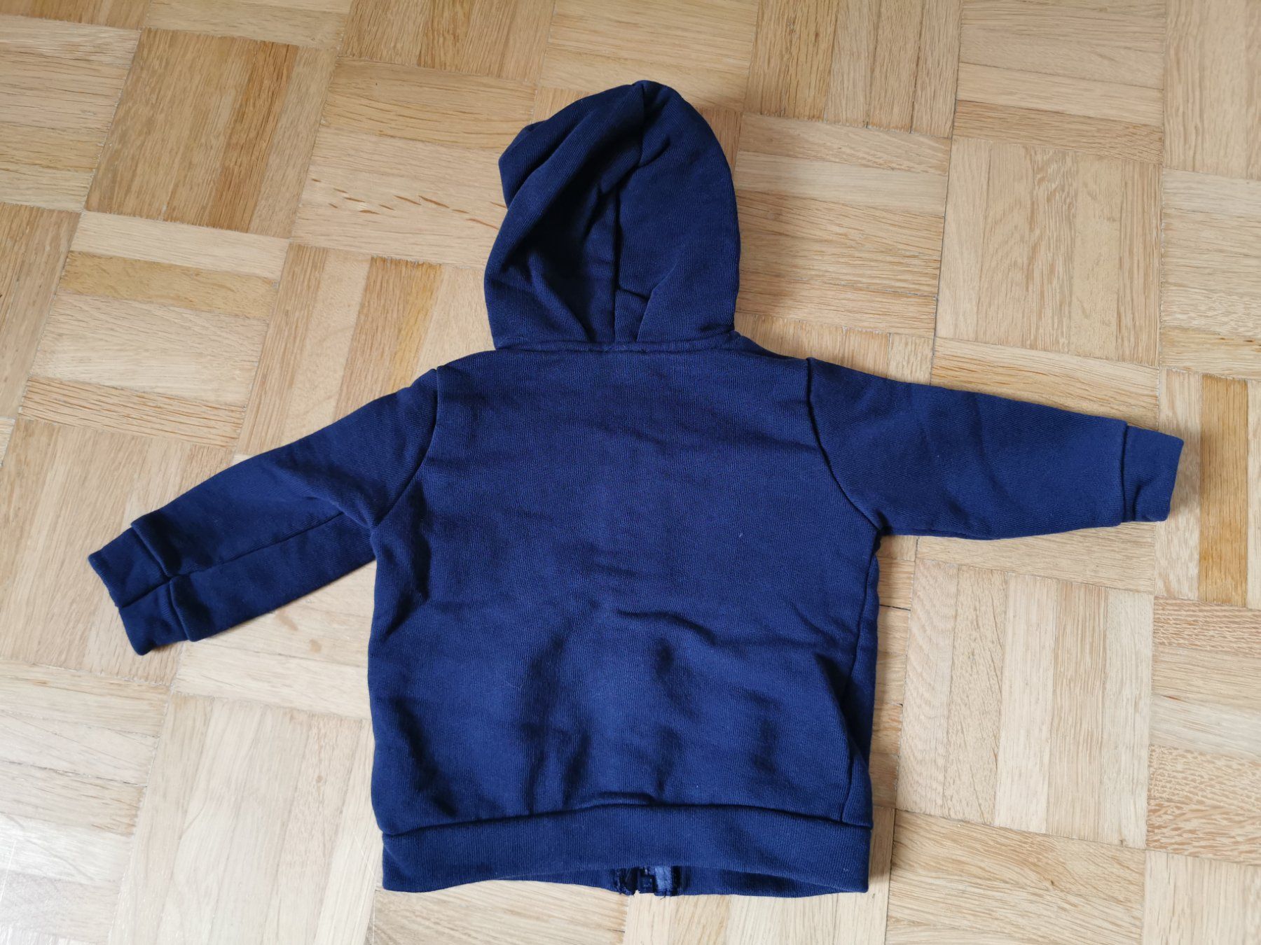 Giacche & Cappotti: Sweatjacke Benetton ca. Gr. 62 – Usato da Stäfa venduto da flamingo_17 4