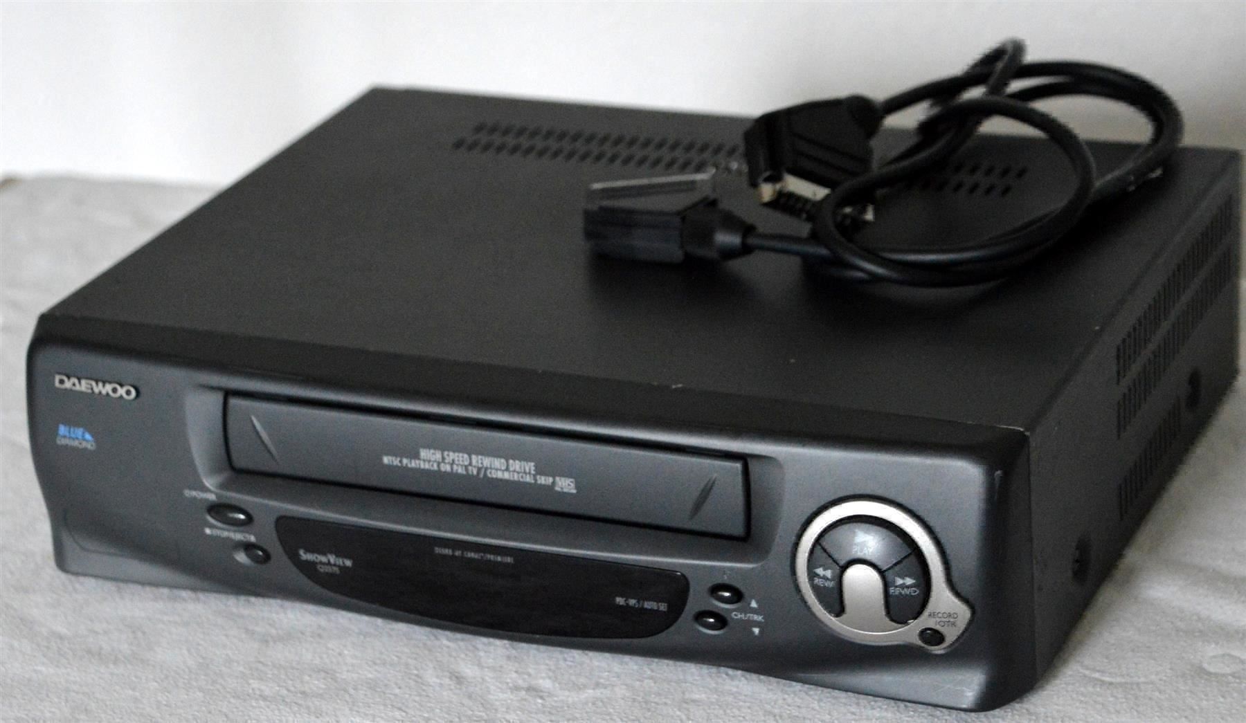 Registratori: Videorecorder VHS  Daewoo Q257S magnétoscope – Usato da Collonges venduto da arashee 2