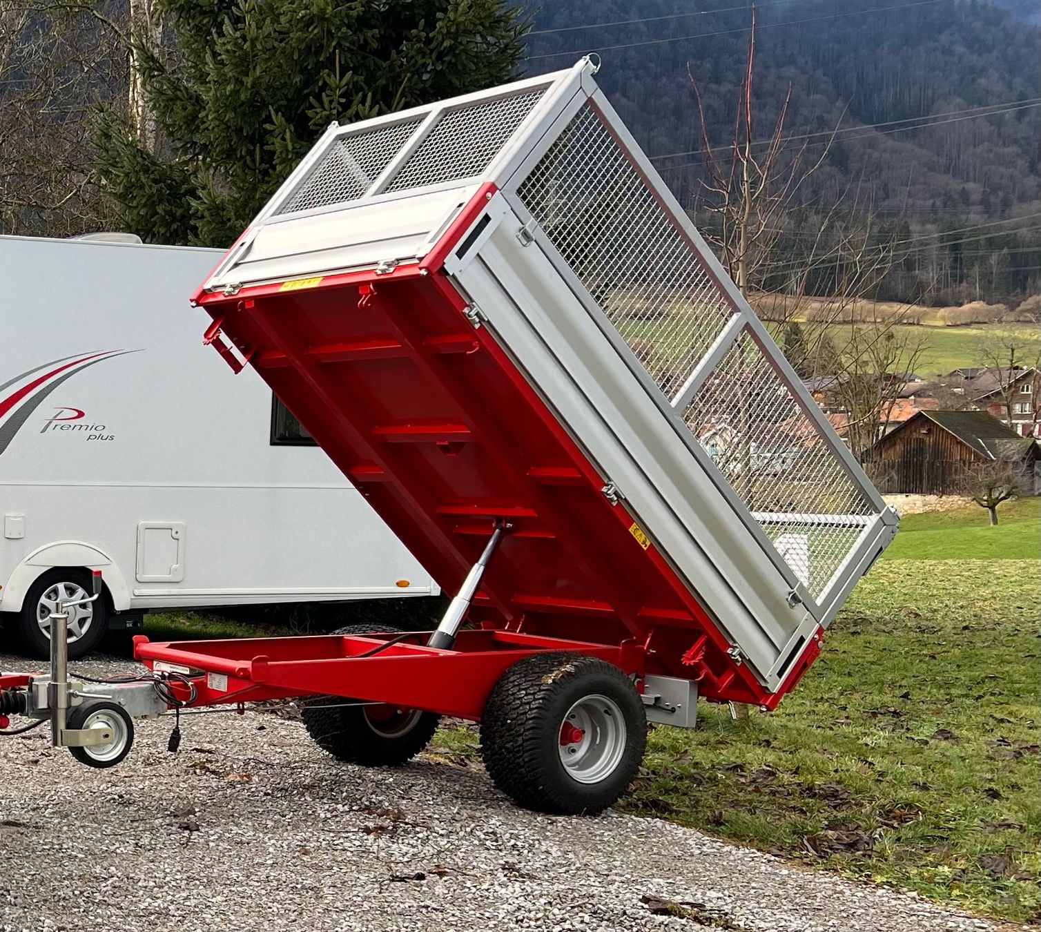 Kipper: Kipper/Kippanhänger Hydraulisch – Gebraucht aus Höfen b. Thun von elrotto2