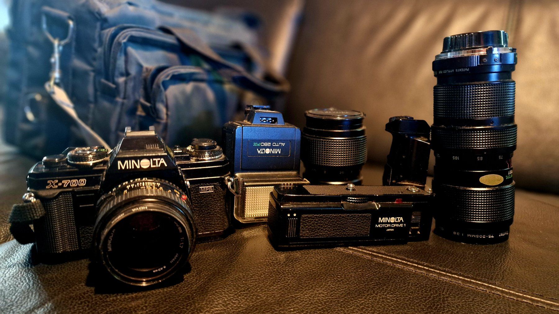 Minolta Kamera: Minolta x700 Set – Gebraucht aus Froideville von Sliop
