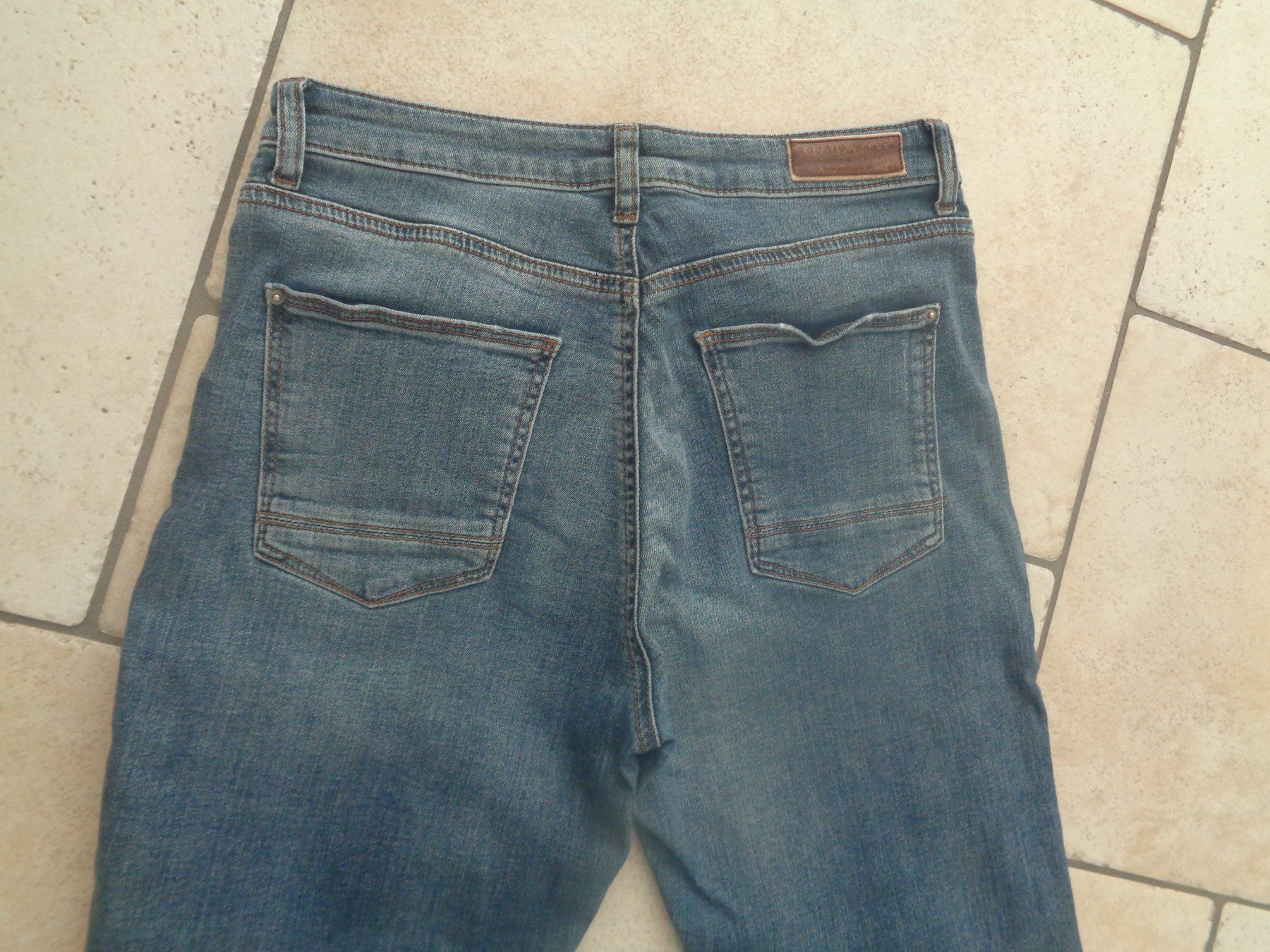 Esprit Jeans: Jeans  Esprit  Grösse W28/L30 – D'occasion à Kreuzlingen par Robi-2003 4