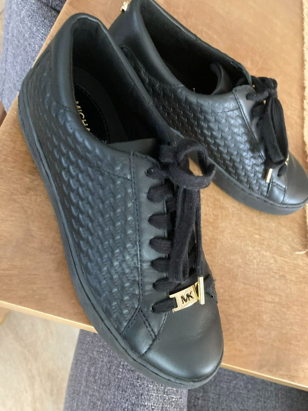 Michael Kors Scarpe da donna: Michael Kors Sneakers Damen – Usato da Volketswil venduto da casertana 5