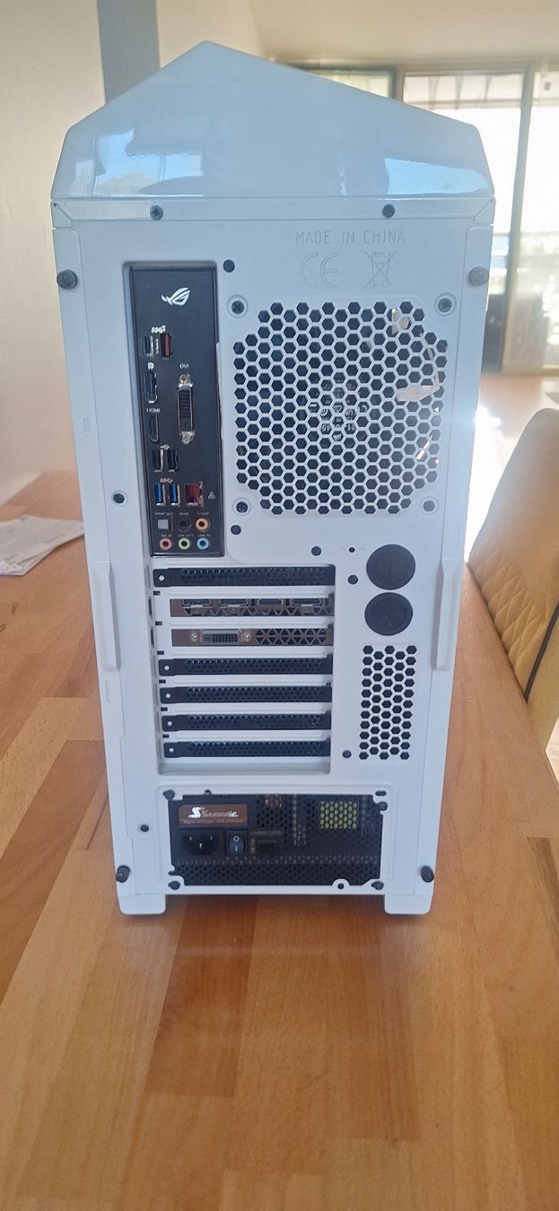 Intel PCs: Pc gaming – D'occasion à Zürich par Sevi2020 4