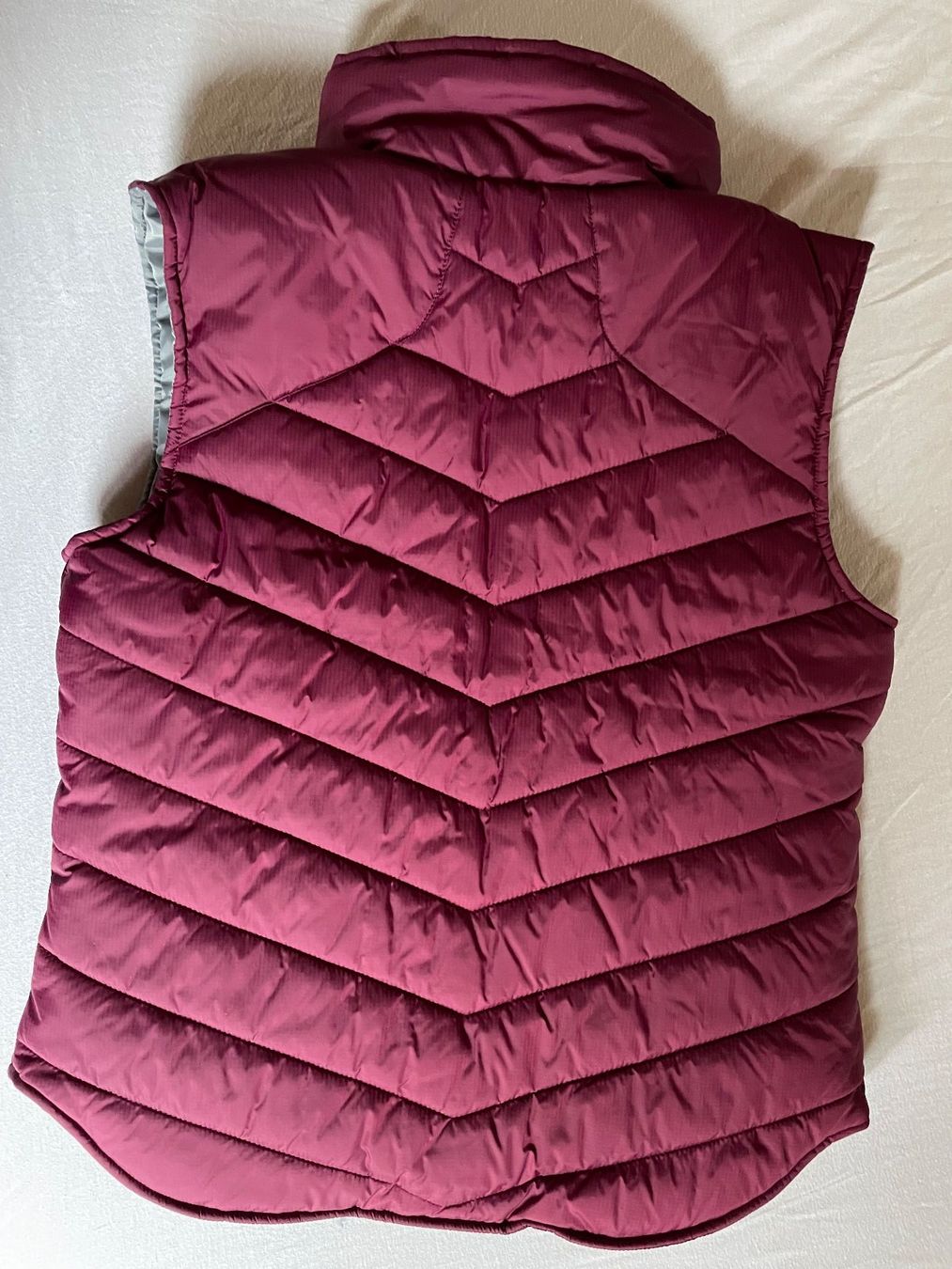 Decathlon Sonstige Mädchenkleider: Gilet, Gr. 152, ideal fürs Reiten oder Sport – Gebraucht aus Cham von 2eye 1