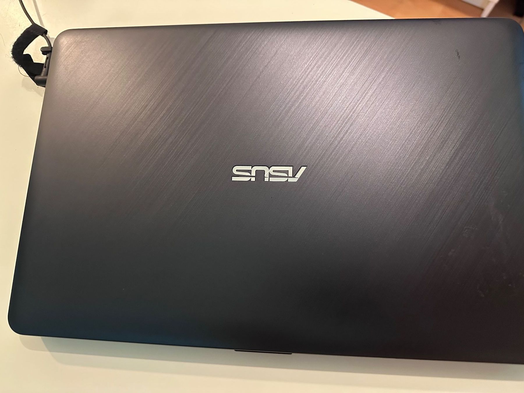 Asus PCs: Asus X543M – D'occasion à Zürich par MauEspo 2