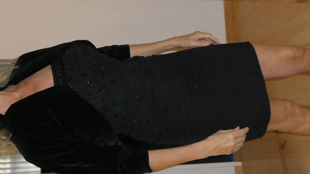 Kleider: Abendkleid mit Perlen bestickt – Gebraucht aus Männedorf von Mis_nl7l 2
