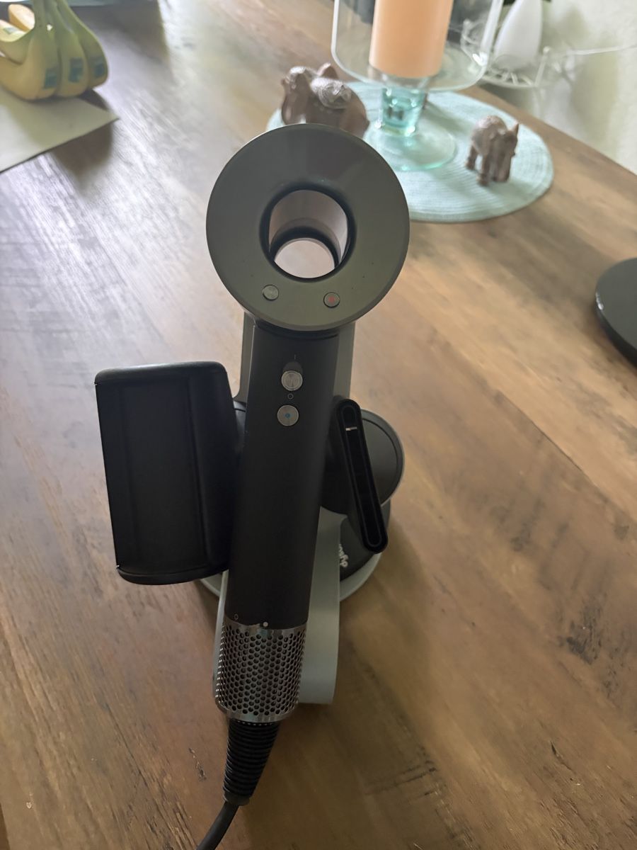 Dyson Altro in Decorazioni & Accessori: Dyson Supersonic Ständer Ladestation guter Zustand 45 – Usato da Oberkirch LU venduto da fis_b5gm 3