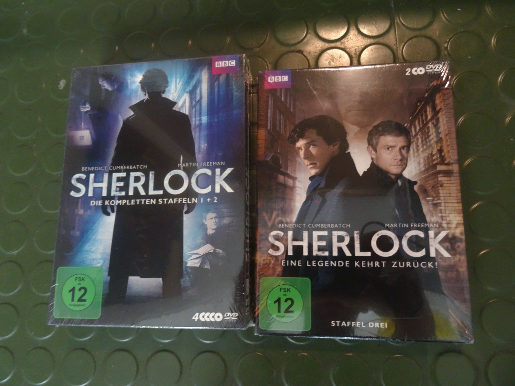 Tutti i DVDs: Sherlock - Staffel 1, 2 & 3 - DVD NEU – Nuovo e nell'imballaggio originale da Olten venduto da Disc-Verkauf