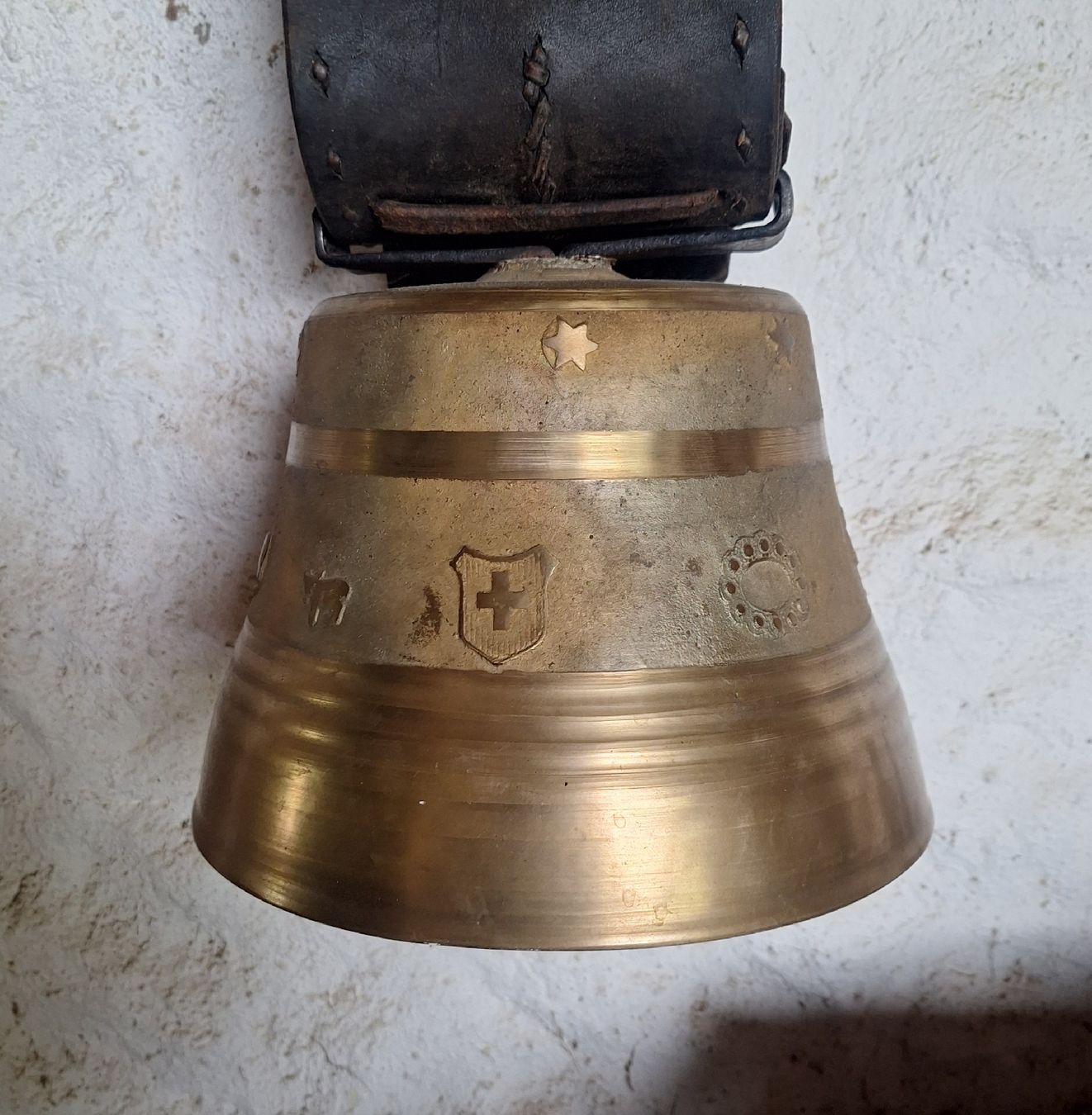 Campanacci mucche: cloche viglino chavornay – Nuovo (secondo la descrizione) da Riaz venduto da Dingo32 4