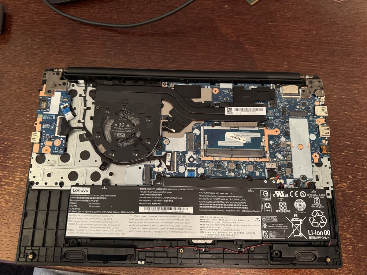 Lenovo Notebook: Lenovo ThinkPad E15 Gen 2 – Intel Core i7-1165G7 – Difettoso da Adliswil venduto da Busys 2