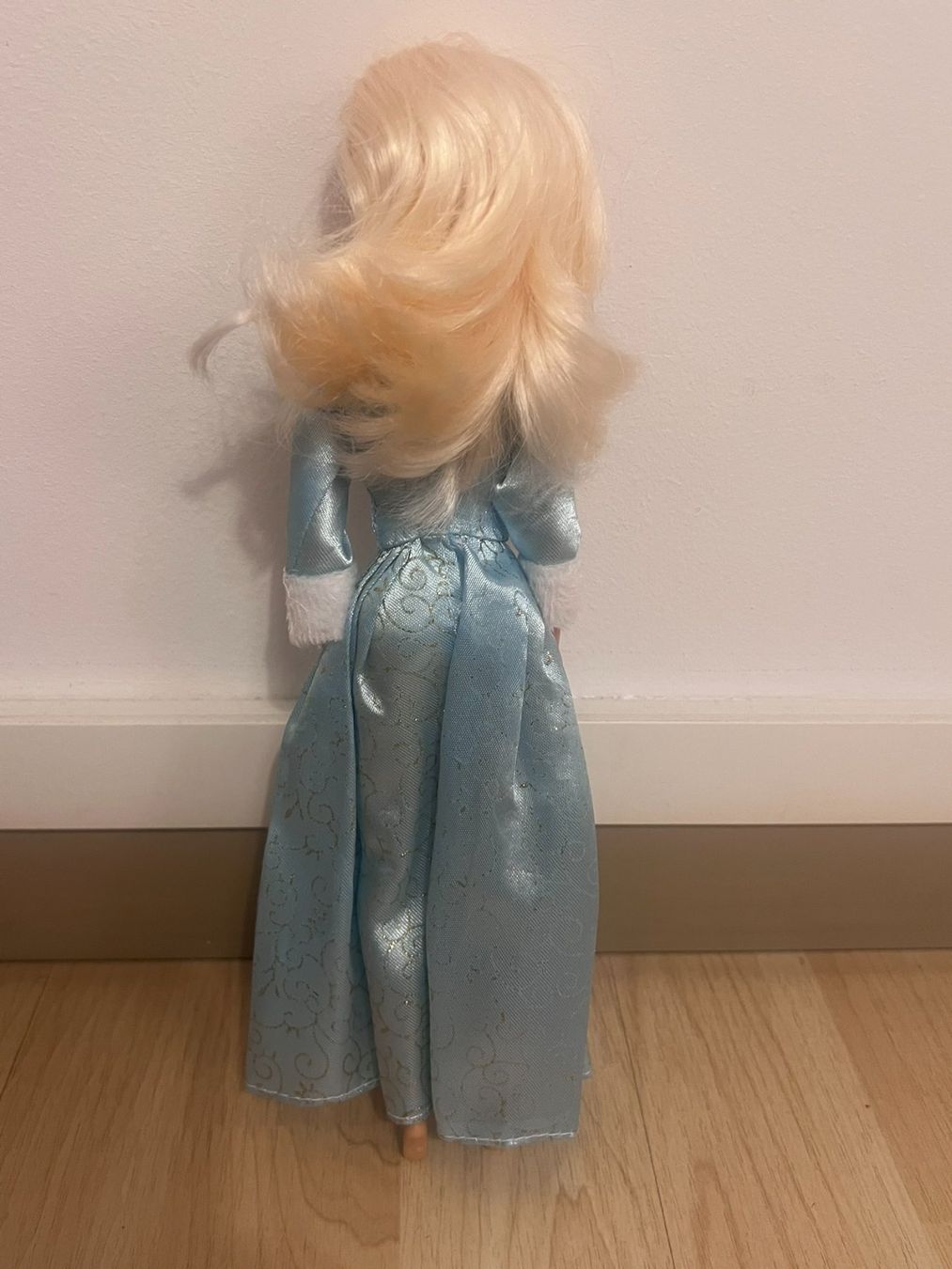 Puppen: Barbie Winterzauber #9 – Gebraucht aus Wildegg von Car-Mania 2