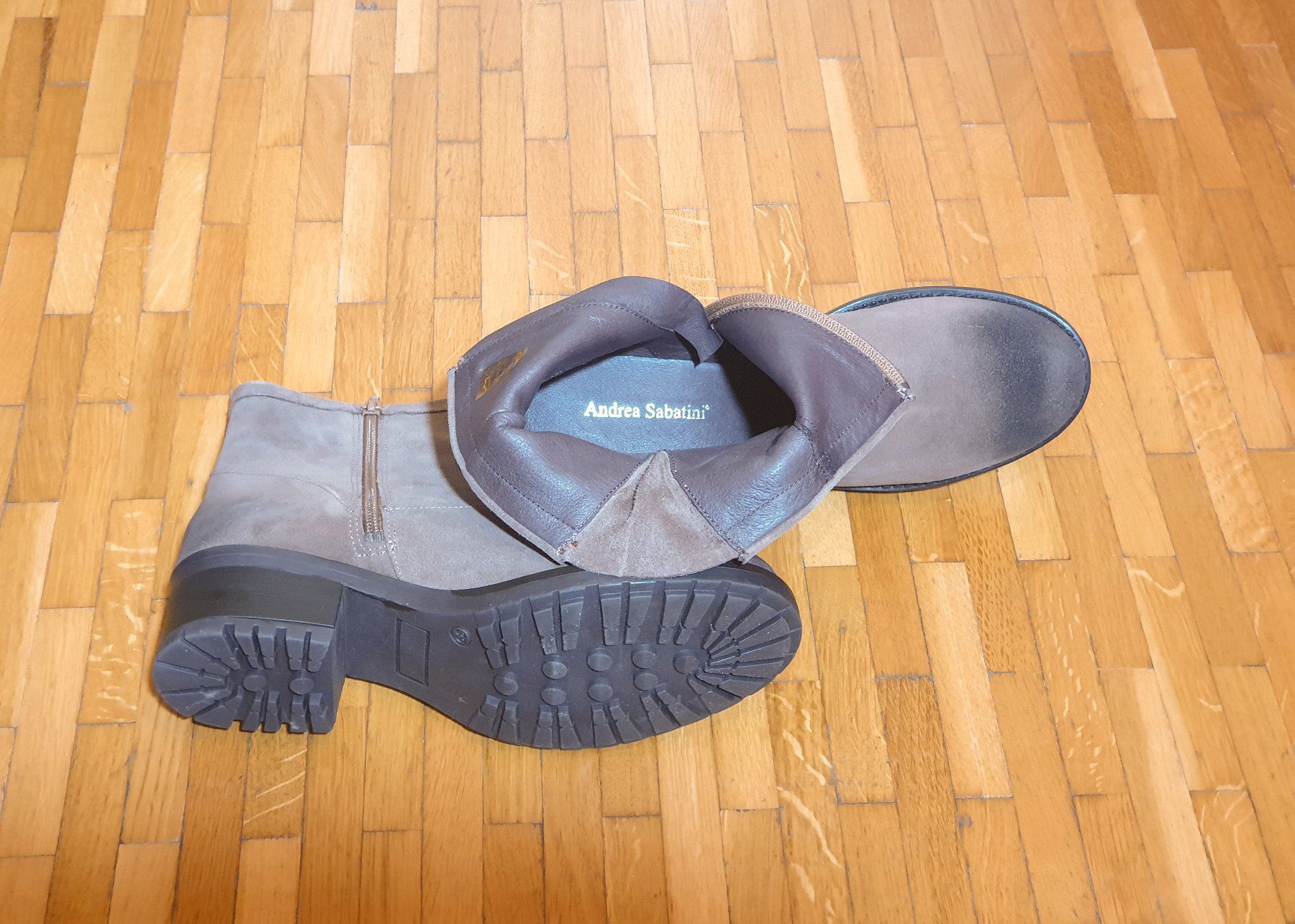 Scarpe da donna: Bottines en daim Andrea Sabatini – Nuovo e nell'imballaggio originale da Genève venduto da MikhailG 4