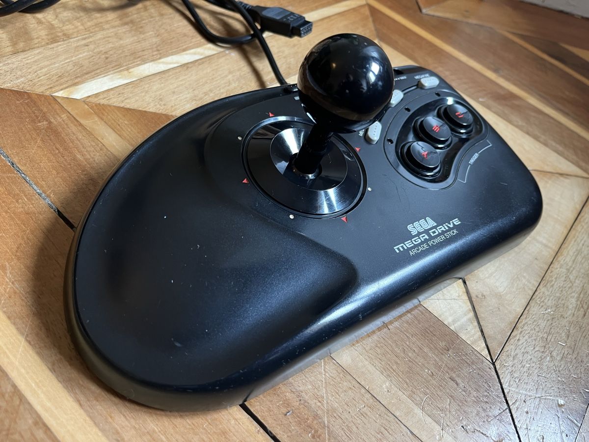 Controller: Sega Mega Drive Arcade Power Stick – Usato da Neuchâtel venduto da crapignol 1