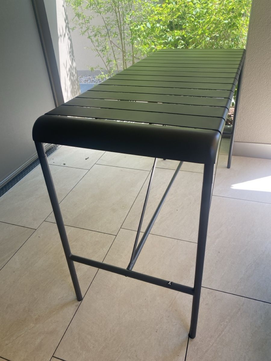 Tables: Bartisch + 6 Barstühle, Outdoor Set, Top! – D'occasion à Rothenburg par viola.lena 2