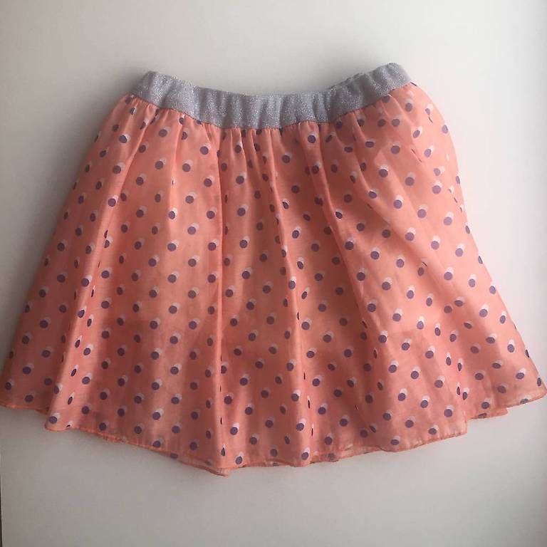 Vestiti & Gonne: Jupe fille rose à pois, doublée, 120 – Usato da Geneve venduto da maremonte