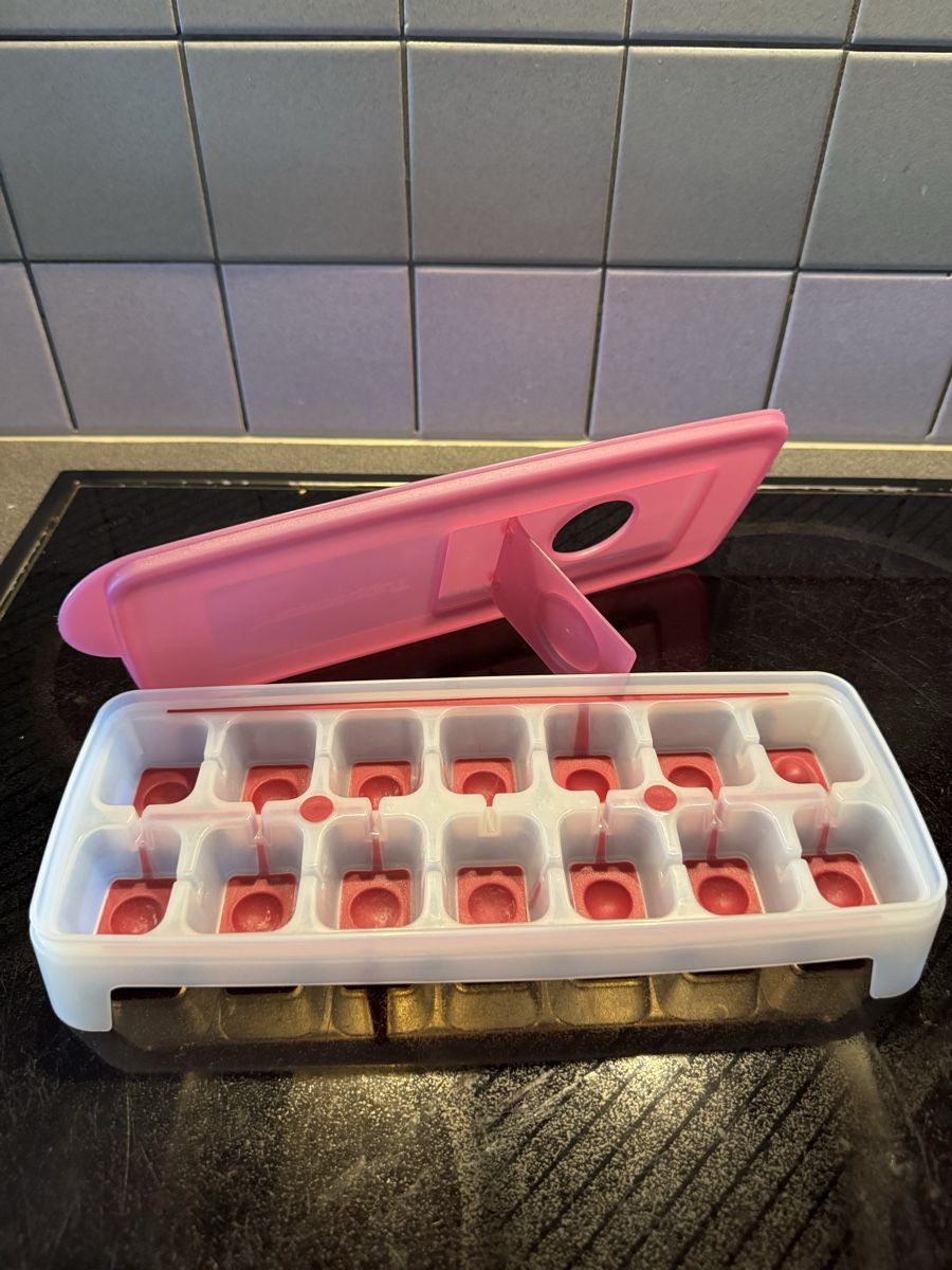 Tupperware Behälter & Ähnliches: Tupperware - Bac à glaçons avec couvercle  – Gebraucht aus Bière von mimisissi 3
