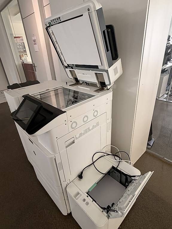 Stampanti: HP Color LaserJet - Multifunktionsdrucker – Usato da Zürich venduto da SWP_ZH 4