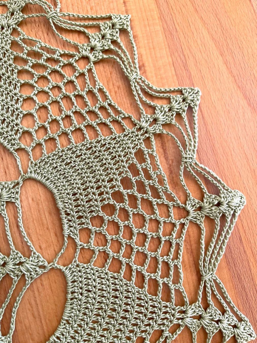 Altra biancheria da tavola: Häkeldeckchen, Handarbeit, 3 er set – Nuovo (secondo la descrizione) da Lufingen venduto da lotzstef 4
