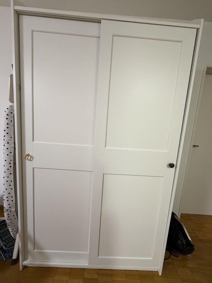 Ikea Garderobe: Hauga-Wardrobe-Kleiderschrank  – Gebraucht aus Glattbrugg von alperhkm 1