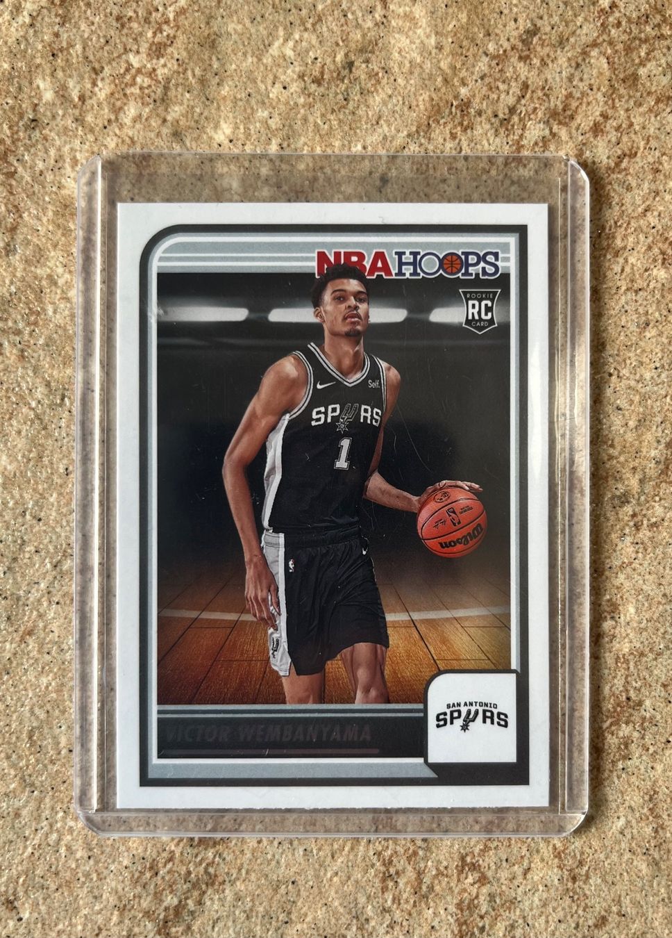 Nba Carte collezionabili: NBA Victor Wembanyama Rookie Hoops – Usato da Moudon venduto da AndreSR89