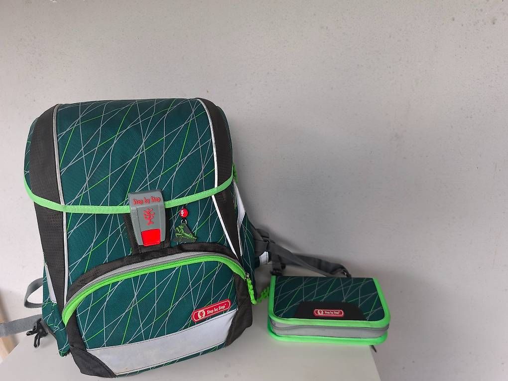Step by Step Kindertaschen: Step by Step Schulrucksack "Jumping Spider" + Etui – Gebraucht aus Greifensee von ProNett 1